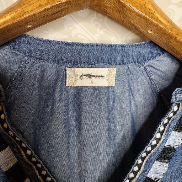 Altar'd State Size Small Blue Embroidered Longsleeve Top - Picture 5 of 12